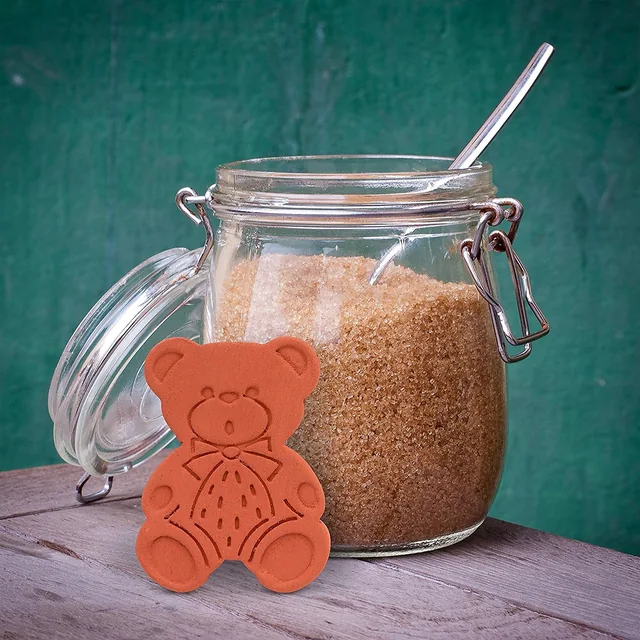 How to use a Brown Sugar Bear, from the first soak
